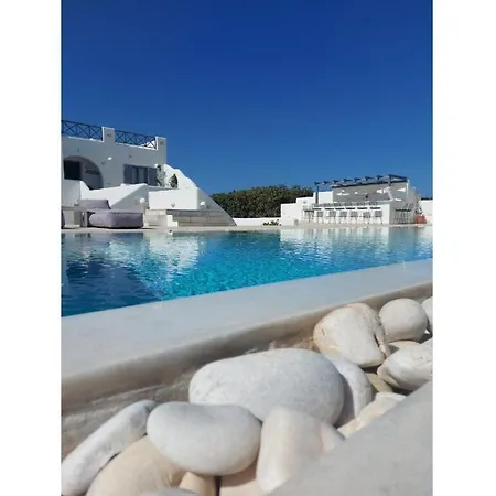 Virginia Villa